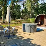 Lodge Luxe Finse Kota Met Jacuzzi En Saunabarrel De Zandhoef