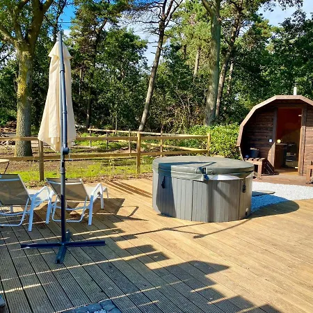 롯지 Luxe Finse Kota Met Jacuzzi En Saunabarrel De Zandhoef