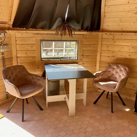 Luxe Finse Kota Met Jacuzzi En Saunabarrel De Zandhoef 롯지