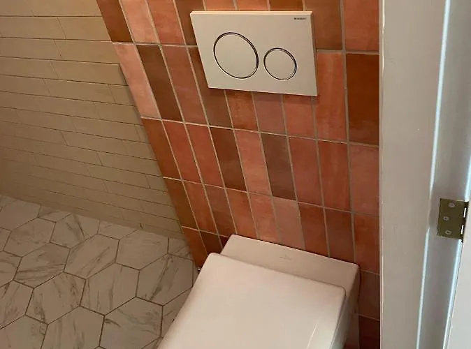 Lodge Luxe Finse Kota Met Jacuzzi En Saunabarrel De Zandhoef *